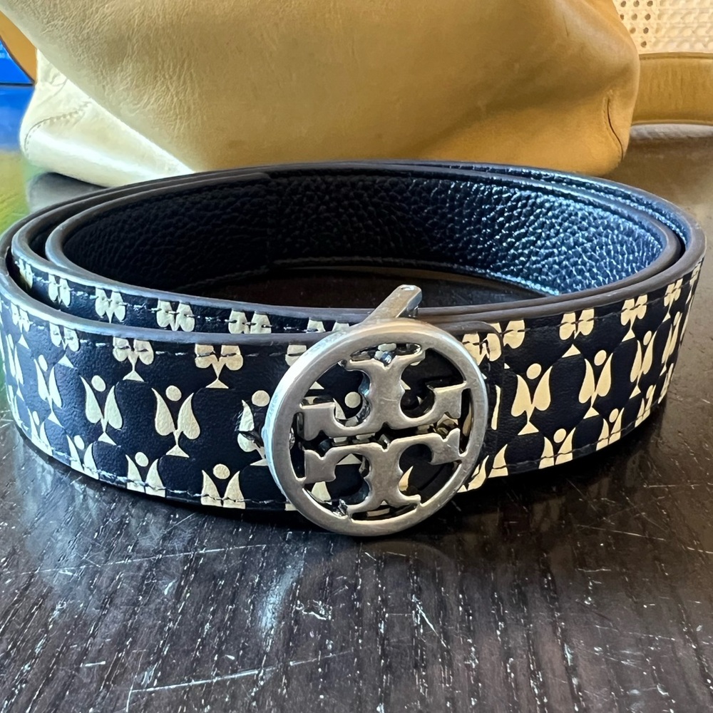 Tory Burch Reversable Leather belt sz S